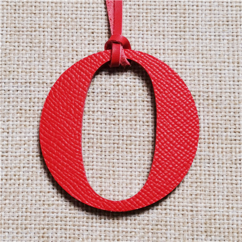 Groothandel Detailhandel Luxe  - Monogram Keychain Leather recensie en prijs